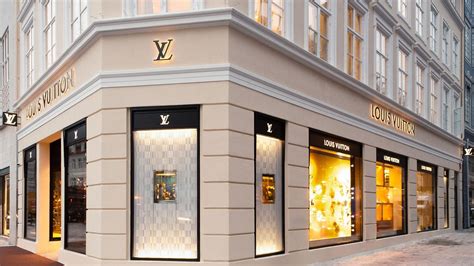 boutique louis vuitton.